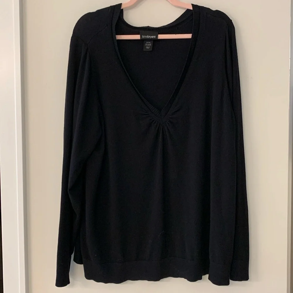Lane Bryant V-Neck Black Long Sleeve Sweater. Size 22/24.